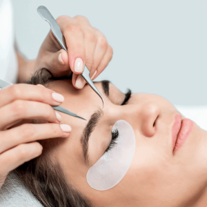 Brow Lamination & Tinting